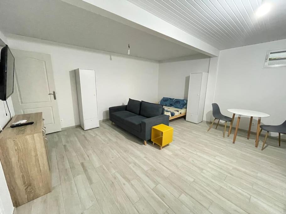 Studio Cosy Et Lumineux Fort-de-France Exterior foto